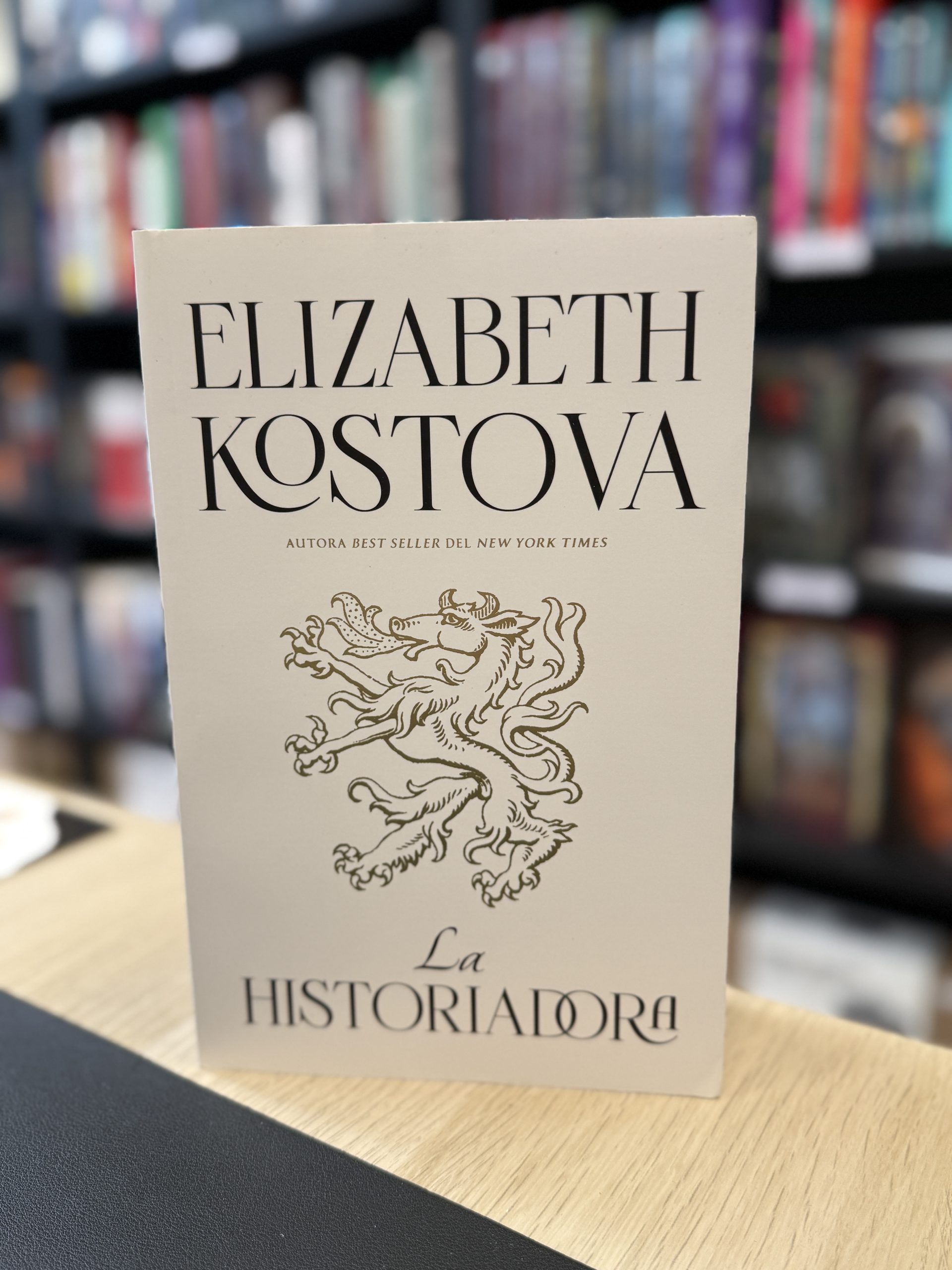 LA HISTORIADORA