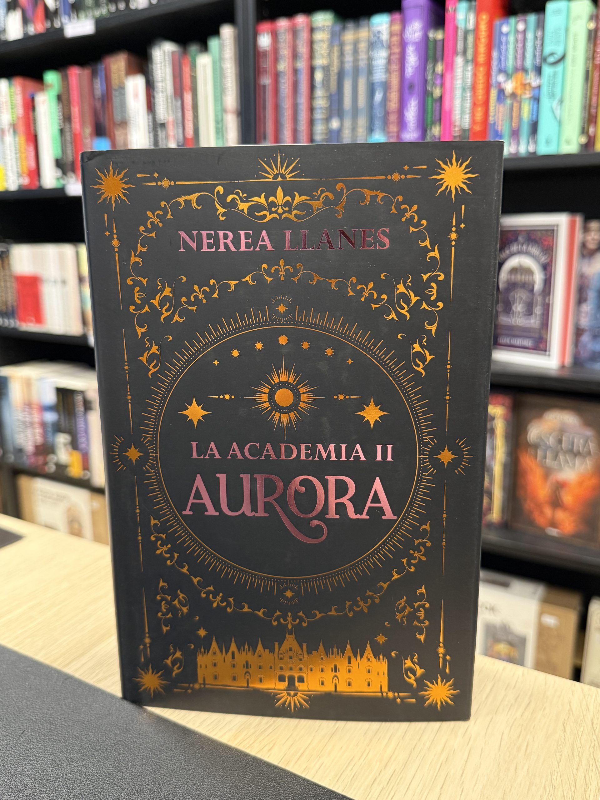LA ACADEMIA 2. AURORA