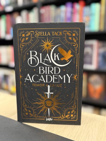 BLACK BIRD ACADEMY 2. Temor a la luz